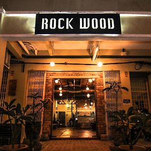 Rock Wood Hotel